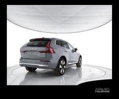 VOLVO XC60 T6 AWD Plug-in hybrid Elettrica/Benzi