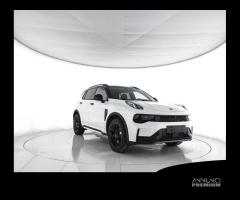 Lynk & Co 1 PHEV MORE