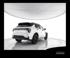 Lynk & Co 1 PHEV MORE