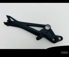 SUPPORTO PEDANE DUCATI MONSTER 796 CD 82411441C VA