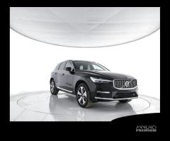 VOLVO XC60 T6 AWD Plug-in hybrid Elettrica/Benzi