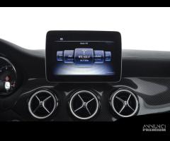 MERCEDES-BENZ GLA 200 Automatic Premium - 14