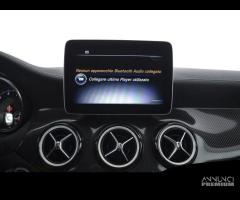 MERCEDES-BENZ GLA 200 Automatic Premium - 15