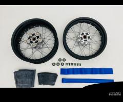 SET CERCHI SCRAMBLER CAFE RACER CD 96380081A VA