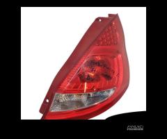 STOP FANALE POSTERIORE DESTRO FORD Fiesta 6Â° Seri - 2