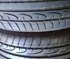 Gomma pneumatico usato 275 40 21 dunlop