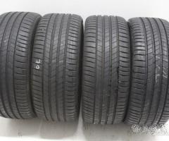 Gomme 245 40 18 e 225 45 18 good year