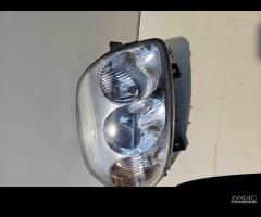 FARO ANTERIORE DESTRO RENAULT Clio Serie (99>01)