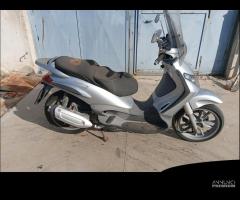 Piaggio Beverly 250