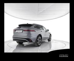 JAGUAR F PACE 2.0 PHEV AWD aut. R-Dynamic SE P40 - 3