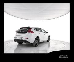 VOLVO V40 D2 Plus