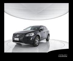 VOLVO XC60 D4 Summum