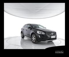 VOLVO XC60 D4 Summum