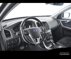 VOLVO XC60 D4 Summum - 8