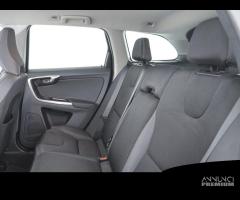 VOLVO XC60 D4 Summum - 10