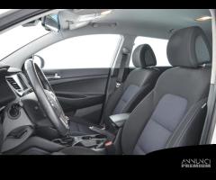 HYUNDAI Tucson 1.7 CRDi Xpossible - PER OPERATOR - 9