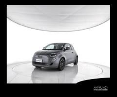 FIAT 500 La Prima Berlina 42 kWh