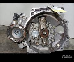 CAMBIO MANUALE COMPLETO AUDI A2 Serie (8Z0) 02J300 - 1