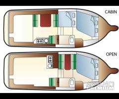 DC 8 Cabin DELL' ANNO 1990