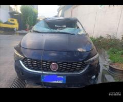 RICAMBI USATI AUTO FIAT Tipo Serie (88>96) N.D 552 - 1