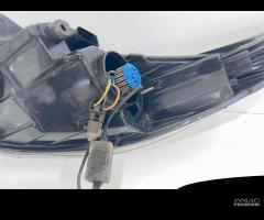 FARO ANTERIORE DESTRO FORD Fiesta 6Â° Serie (08>17 - 8