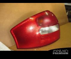 Fanale posteriore sinistro AUDI A6 del 2002