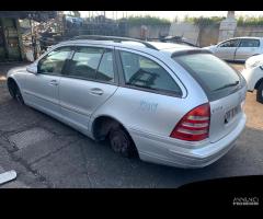 Ricambi Mercedes classe C SW W203 646 2006 - 8