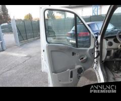 Porta anteriore sx RENAULT MASTER del 2005 - 8