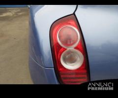 Fanale posteriore sinistro NISSAN MICRA del 2004