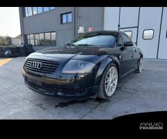 AUDI TT MK1 per ricambi usati AUQ - 3