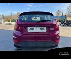 FORD FIESTA MK6 per ricambi usati SNJA - 6