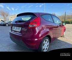 FORD FIESTA MK6 per ricambi usati SNJA - 7