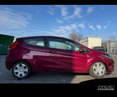 FORD FIESTA MK6 per ricambi usati SNJA - 8