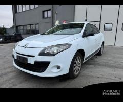 RENAULT MEGANE per ricambi usati K9KJ8