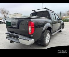 NISSAN NAVARA per ricambi usati YD25 - 7