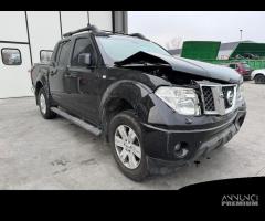 NISSAN NAVARA per ricambi usati YD25 - 9