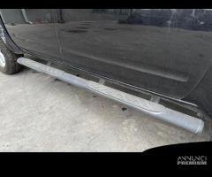 NISSAN NAVARA per ricambi usati YD25 - 19