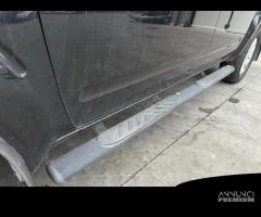 NISSAN NAVARA per ricambi usati YD25 - 20