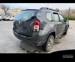 DACIA DUSTER per ricambi usati K9KR8 - 7