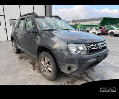 DACIA DUSTER per ricambi usati K9KR8 - 9