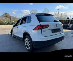 VOLKSWAGEN TIGUAN per ricambi usati DGD