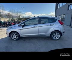 FORD FIESTA per ricambi usati KVJA