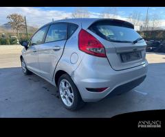 FORD FIESTA per ricambi usati KVJA