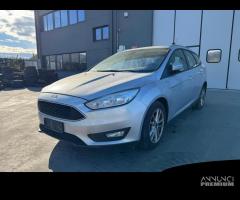 FORD FOCUS STATION WAGON per ricambi usati XWDE