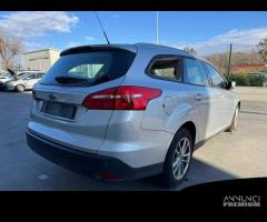 FORD FOCUS STATION WAGON per ricambi usati XWDE - 7