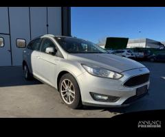 FORD FOCUS STATION WAGON per ricambi usati XWDE - 9