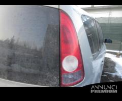 Fanale posteriore destro RENAULT ESPACE 2003