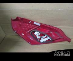 Fanale posteriore destro FORD FIESTA del 2012 - 9