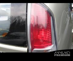 Fanale posteriore destro DAIHATSU SIRION 2008