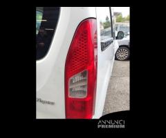 Ricambi PEUGEOT PARTNER TEPEE 1560cc TDCI 2008